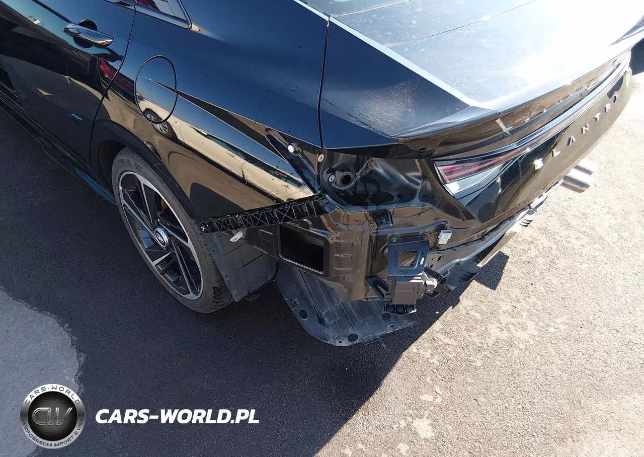 2021 Hyundai Elantra N Line VIN:KMHLR4AF8MU105960 - 18