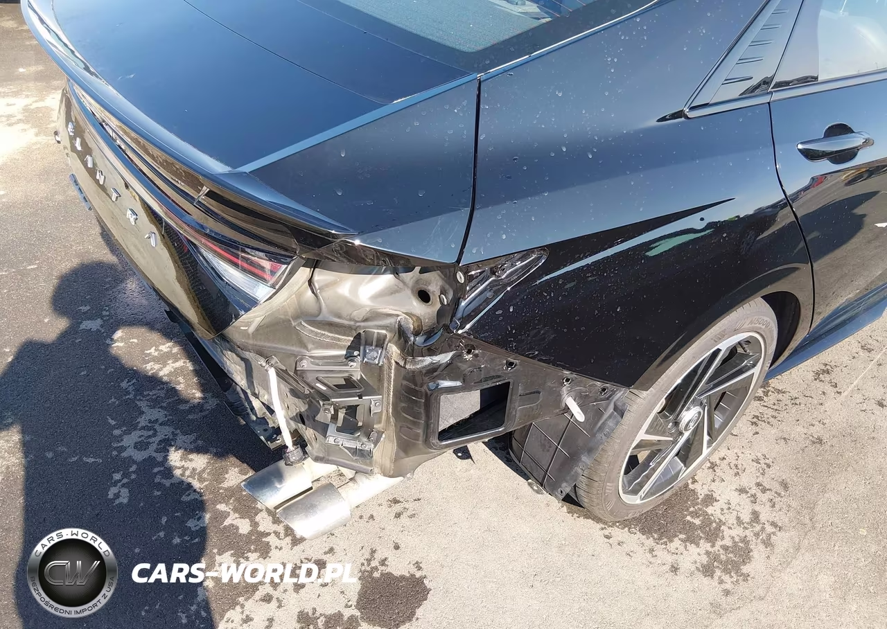 2021 Hyundai Elantra N Line VIN:KMHLR4AF8MU105960 - 19