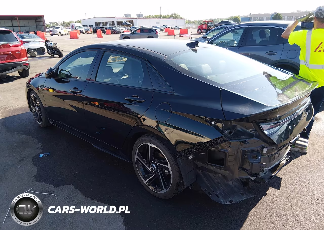 2021 Hyundai Elantra N Line VIN:KMHLR4AF8MU105960 - 3