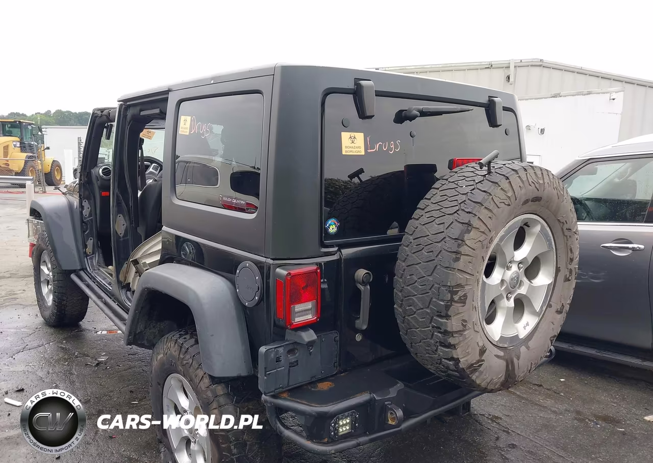 2015 Jeep Wrangler Unlimited Rubicon VIN:1C4HJWFGXFL621356 - 3
