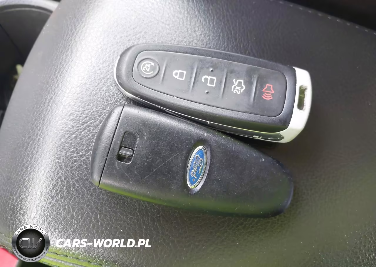2014 Ford Focus Titanium VIN:1FADP3J21EL279579 - 11
