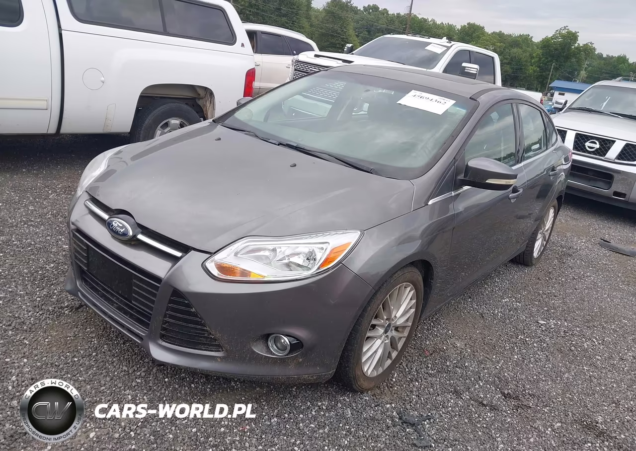 2014 Ford Focus Titanium VIN:1FADP3J21EL279579 - 2