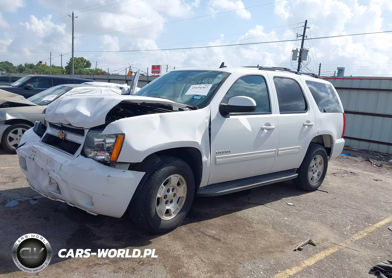 2014 Chevrolet Tahoe Ls VIN:1GNSCAE04ER107870 - 13