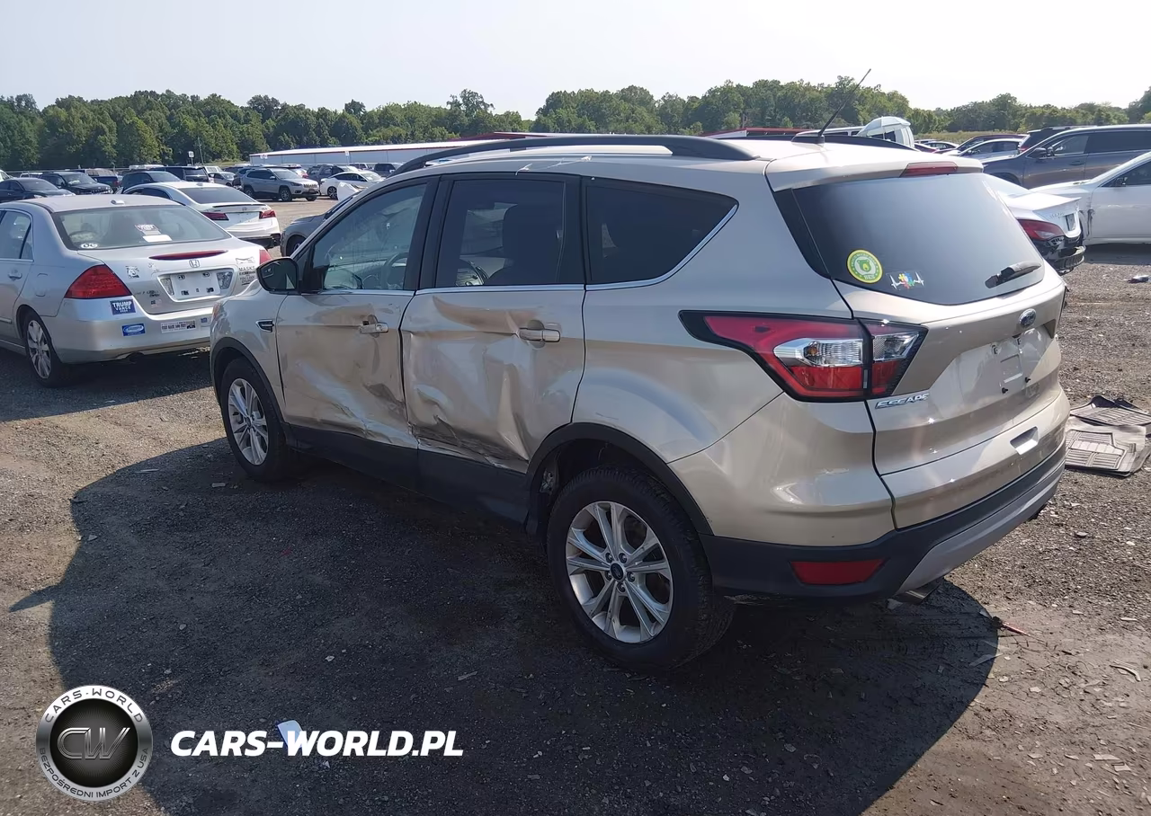 2018 Ford Escape Se VIN:1FMCU0GD0JUC73939 - 3