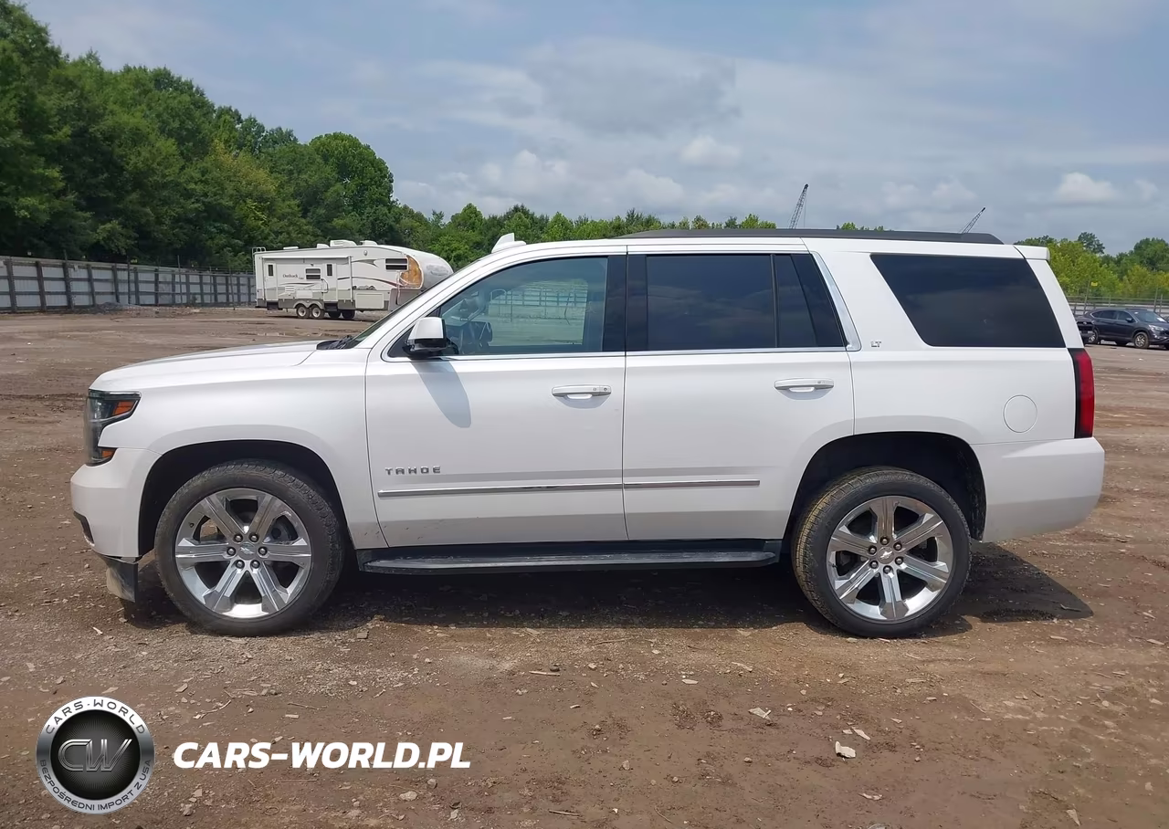 2018 Chevrolet Tahoe Lt VIN:1GNSKBKC9JR355548 - 14