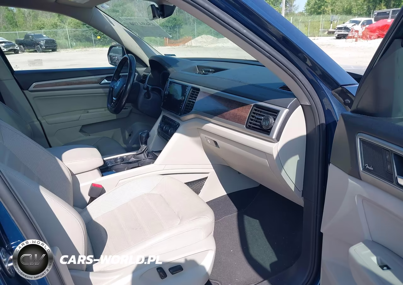 2019 Volkswagen Atlas 3.6L V6 Sel Premium VIN:1V2NR2CA4KC610799 - 5
