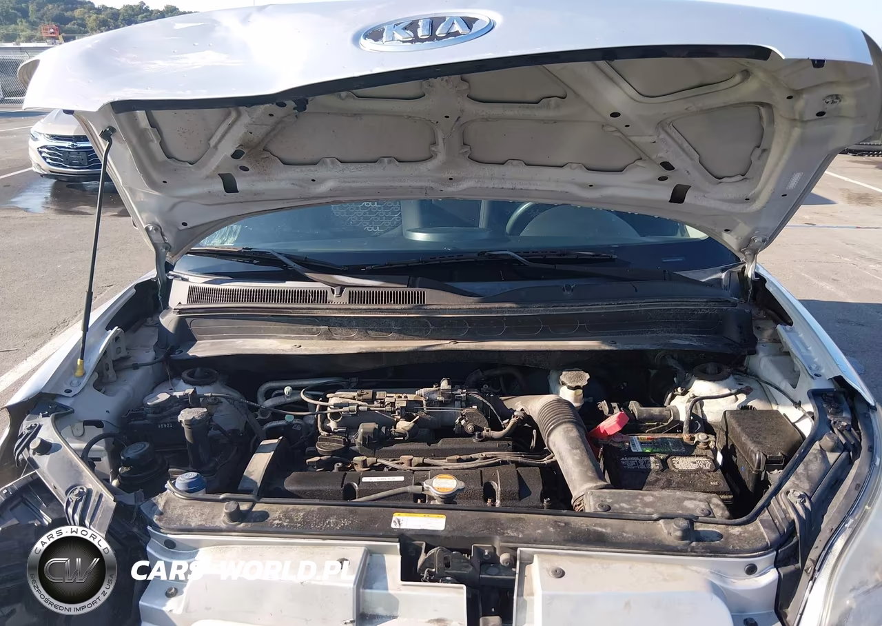 2010 Kia Soul + VIN:KNDJT2A24A7106628 - 10