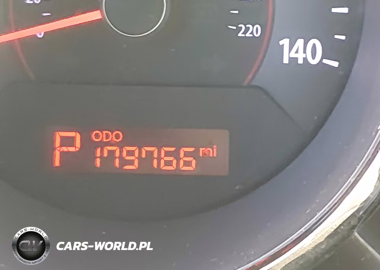 2010 Kia Soul + VIN:KNDJT2A24A7106628 - 15