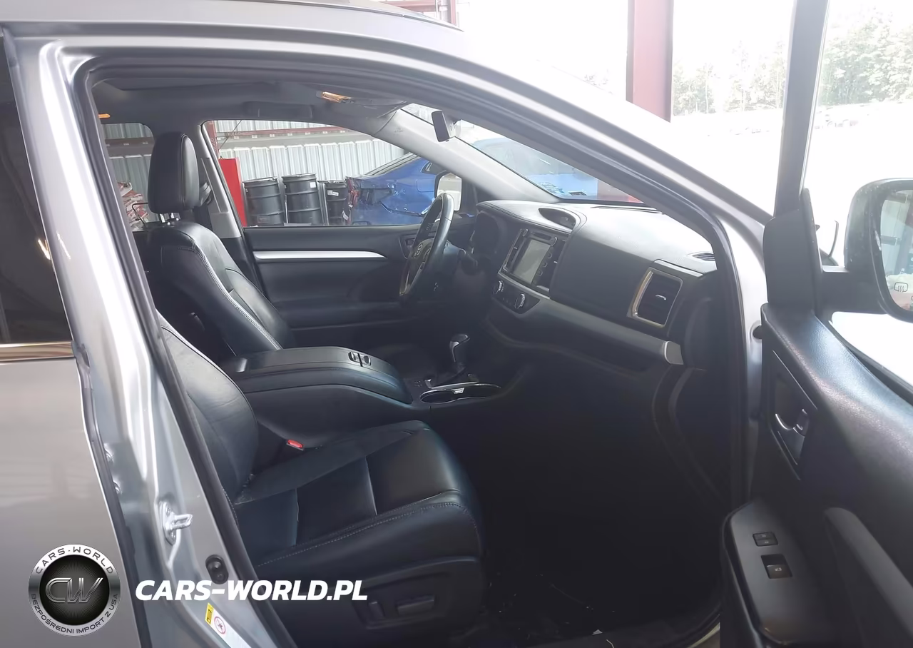 2017 Toyota Highlander Xle VIN:5TDJZRFH9HS377124 - 5