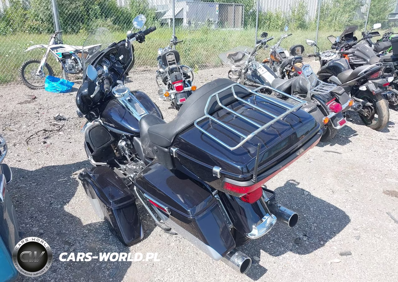 2019 Harley-Davidson Flhtk VIN:1HD1KEF18KB645173 - 3