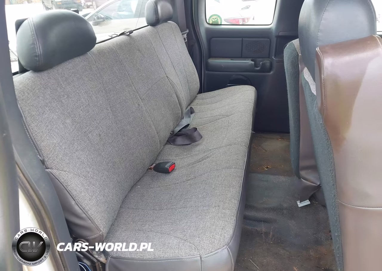 2001 Chevrolet Silverado 1500 VIN:1GCEK19V81E105975 - 8