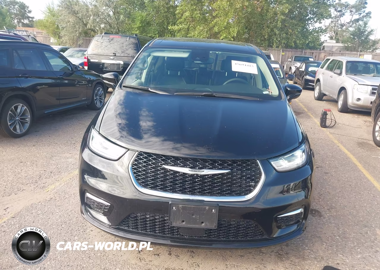 2024 Chrysler Pacifica Touring L VIN:2C4RC1BG5RR136576 - 12