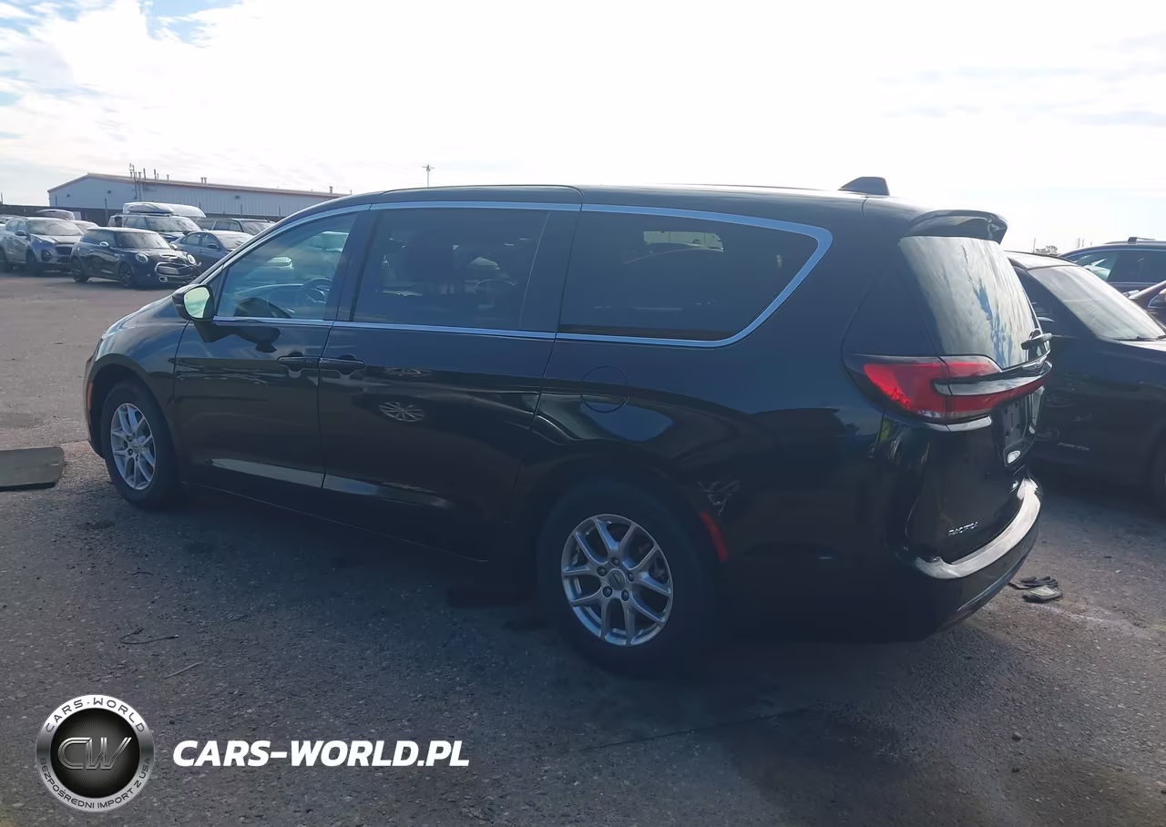 2024 Chrysler Pacifica Touring L VIN:2C4RC1BG5RR136576 - 14