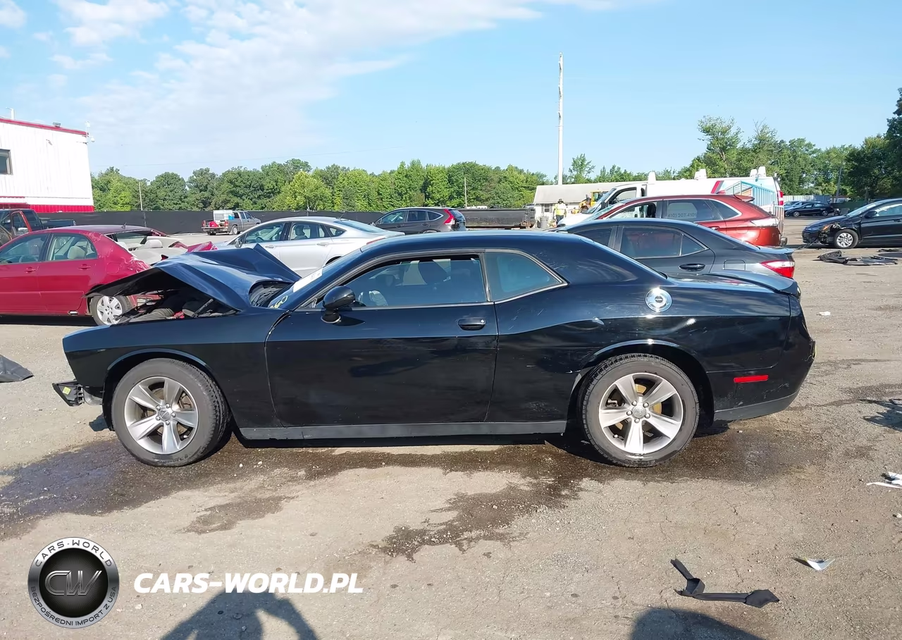 2019 Dodge Challenger Sxt VIN:2C3CDZAG5KH627779 - 15