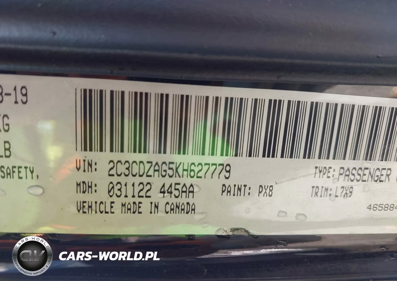 2019 Dodge Challenger Sxt VIN:2C3CDZAG5KH627779 - 9