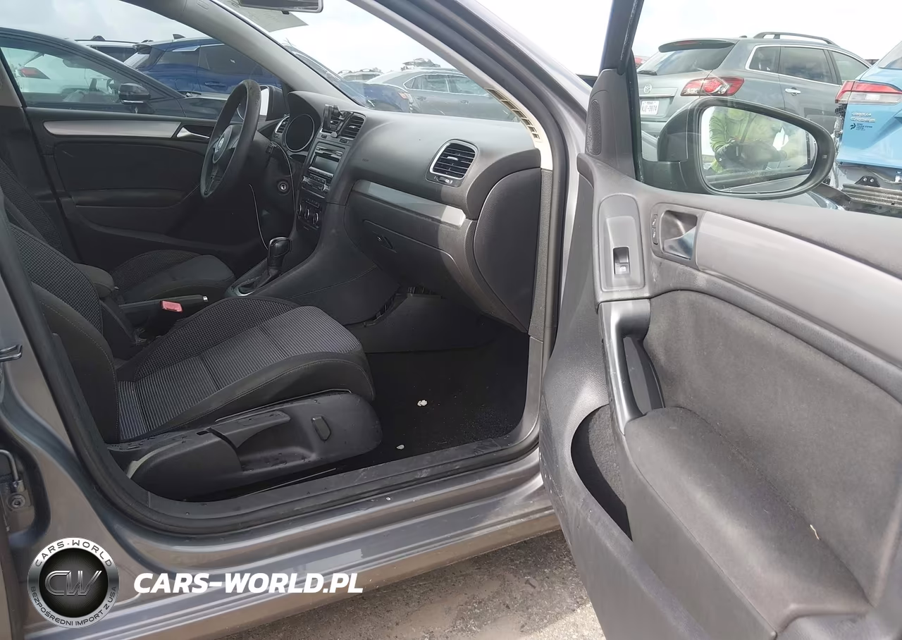 2012 Volkswagen Golf 2.5L 4-Door VIN:WVWDB7AJ1CW349102 - 5