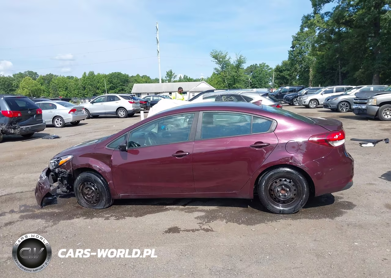 2017 Kia Forte Lx VIN:3KPFL4A77HE053298 - 14