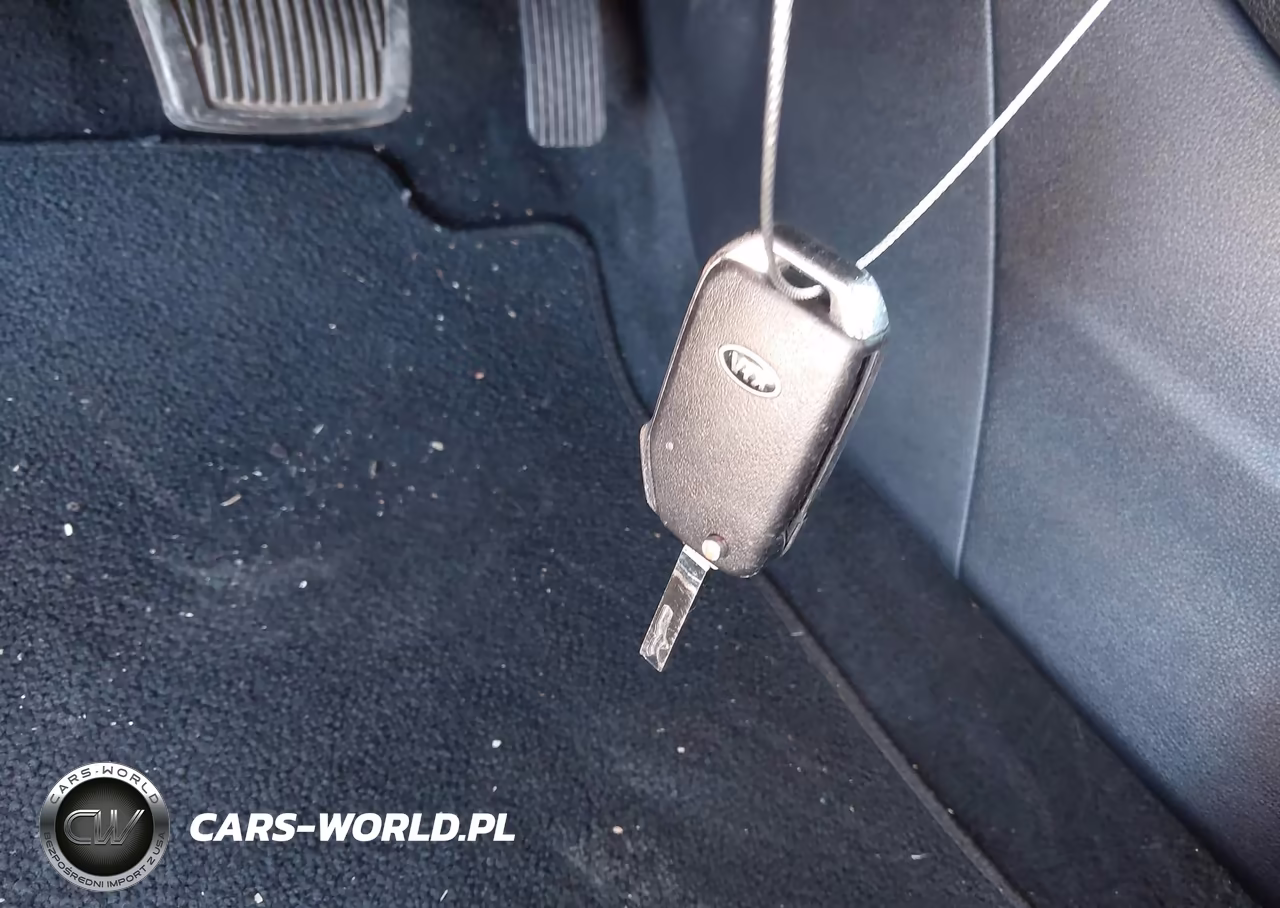 2020 Kia Forte Lxs VIN:3KPF24AD3LE256206 - 11