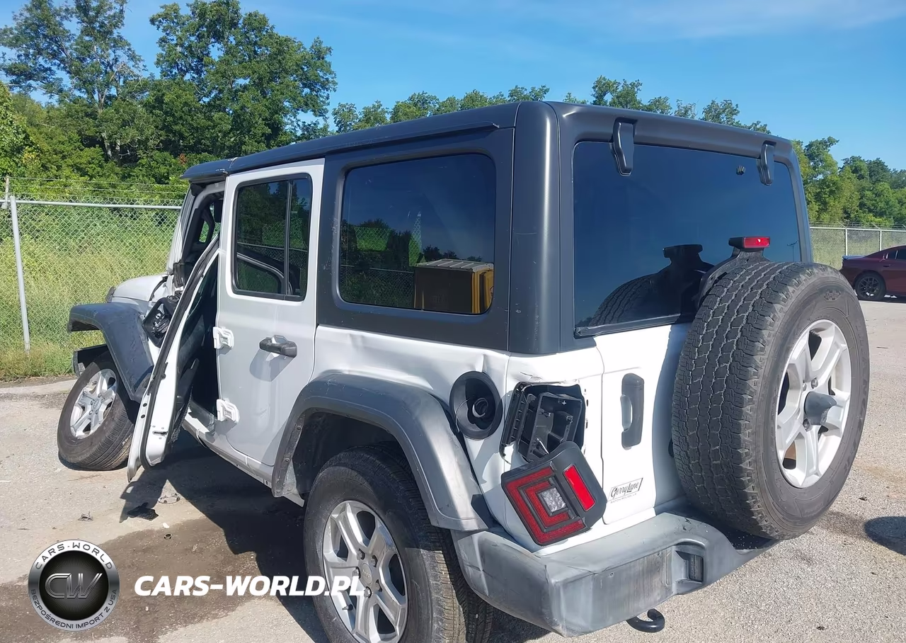 2020 Jeep Wrangler Unlimited Sport S 4X4 VIN:1C4HJXDG4LW297260 - 3