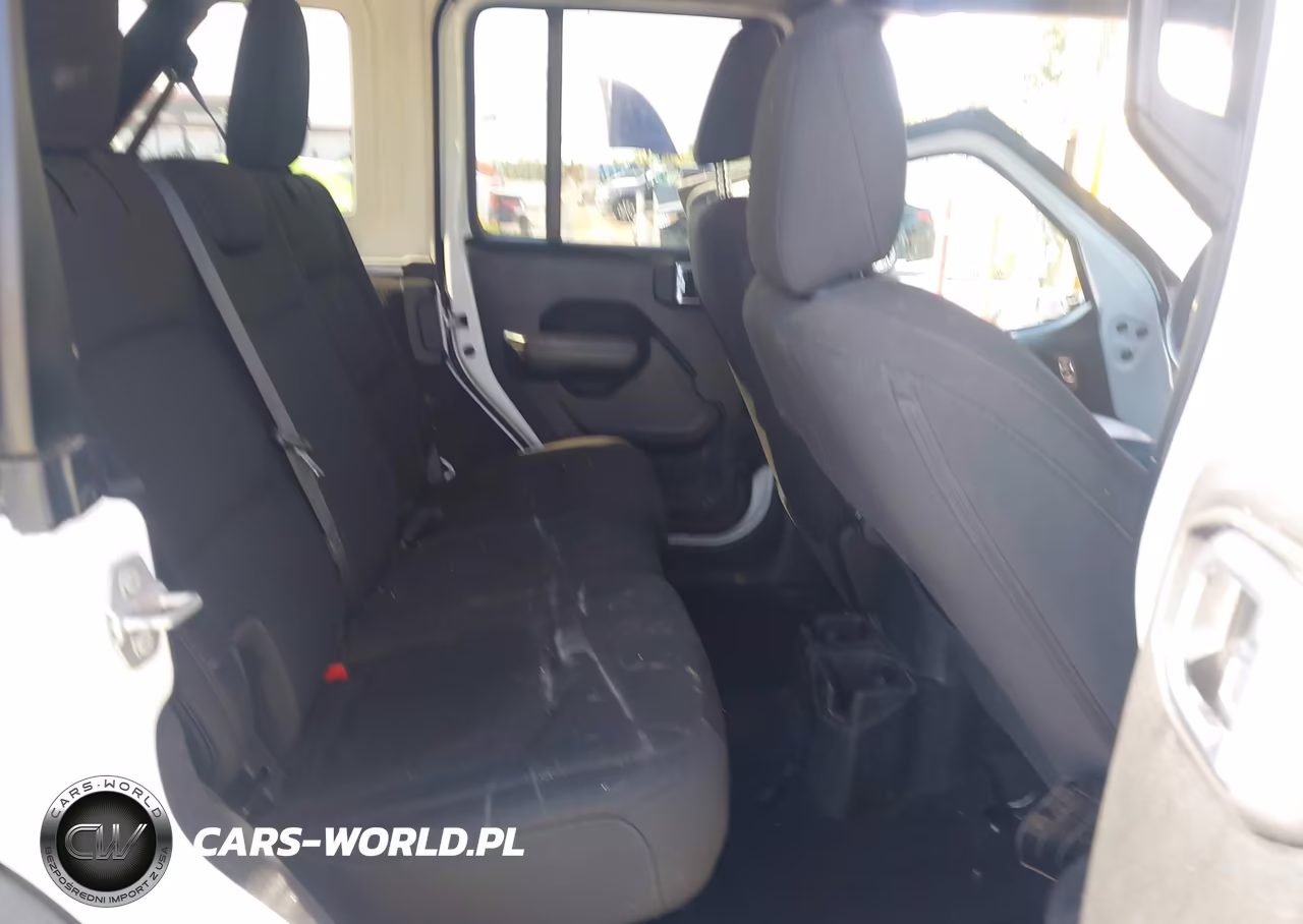 2020 Jeep Wrangler Unlimited Sport S 4X4 VIN:1C4HJXDG4LW297260 - 8
