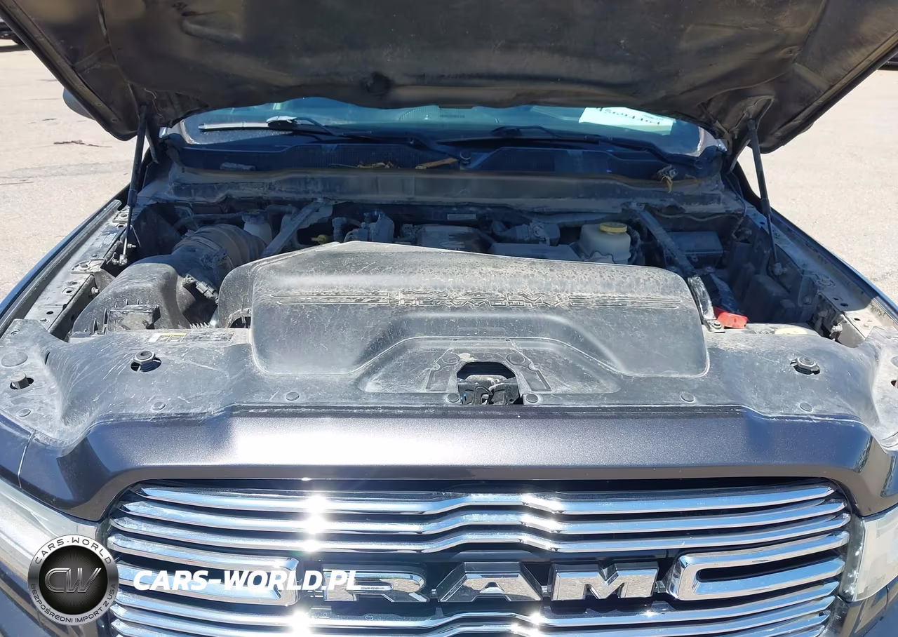 2019 Ram 2500 VIN:3C6UR5FL2KG607920 - 10