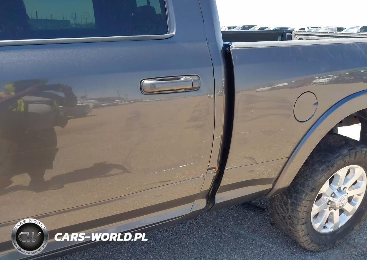 2019 Ram 2500 VIN:3C6UR5FL2KG607920 - 6