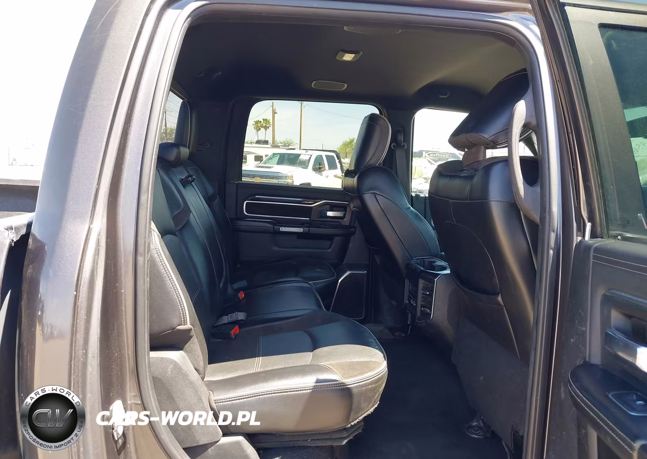 2019 Ram 2500 VIN:3C6UR5FL2KG607920 - 8