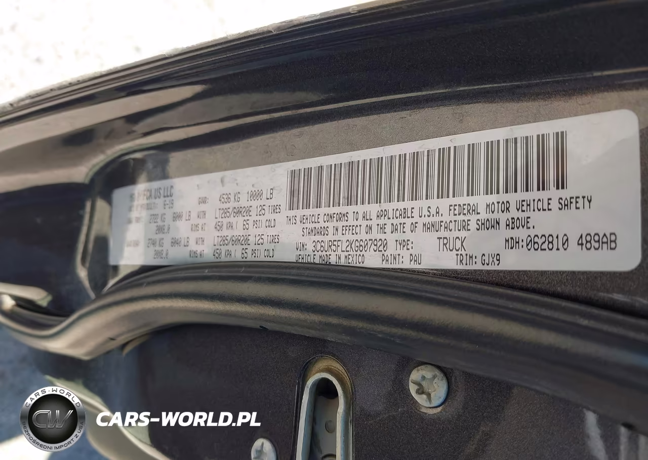 2019 Ram 2500 VIN:3C6UR5FL2KG607920 - 9