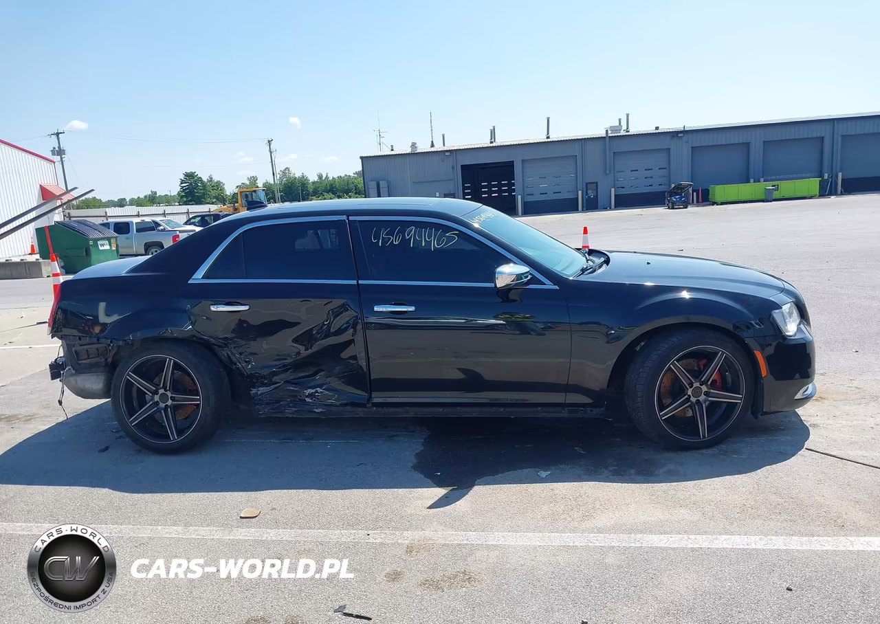 2017 Chrysler 300C Awd VIN:2C3CCAKGXHH566764 - 13