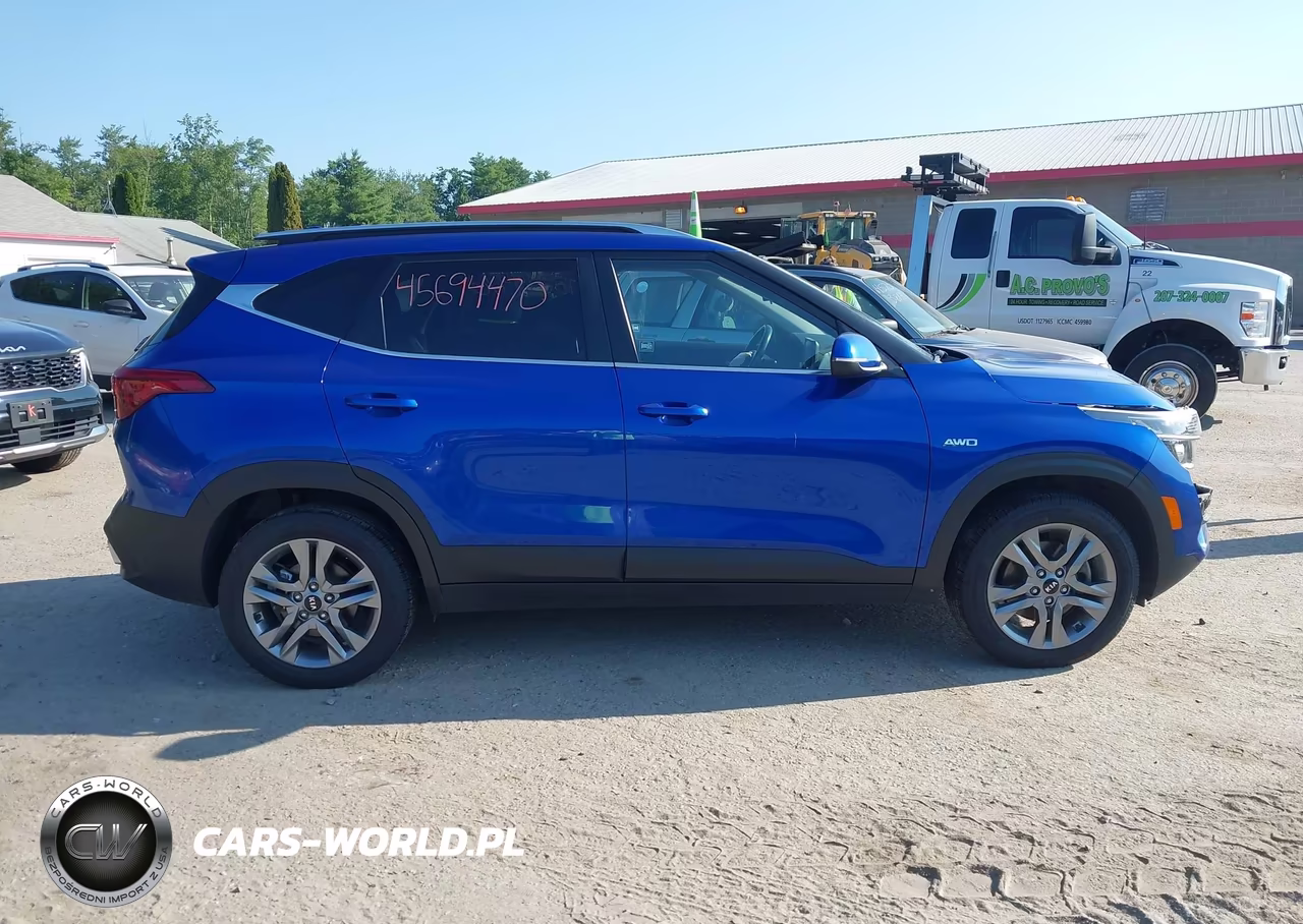 2021 Kia Seltos S VIN:KNDEUCAA1M7076391 - 13