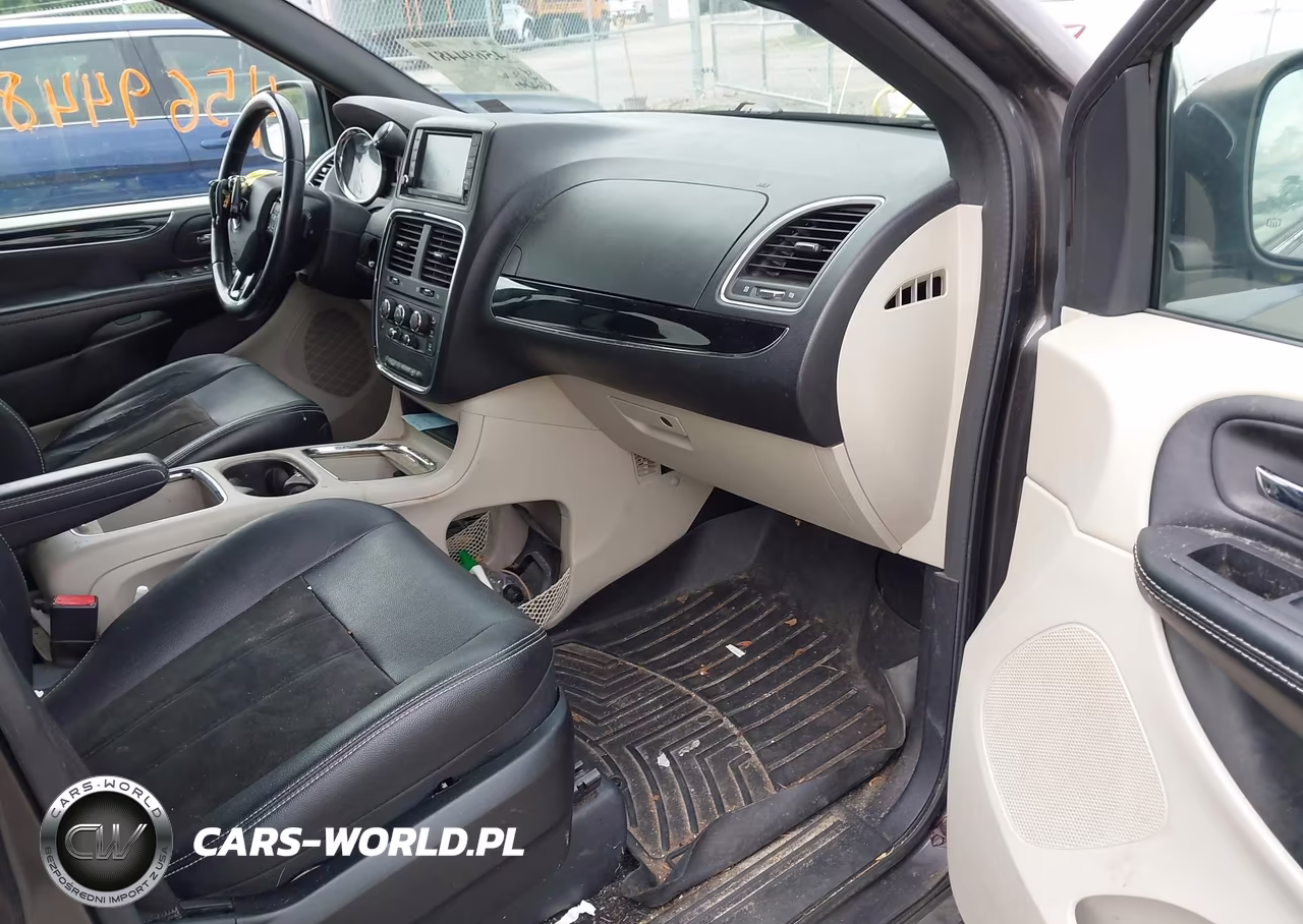 2019 Dodge Grand Caravan Sxt VIN:2C4RDGCG9KR563912 - 5