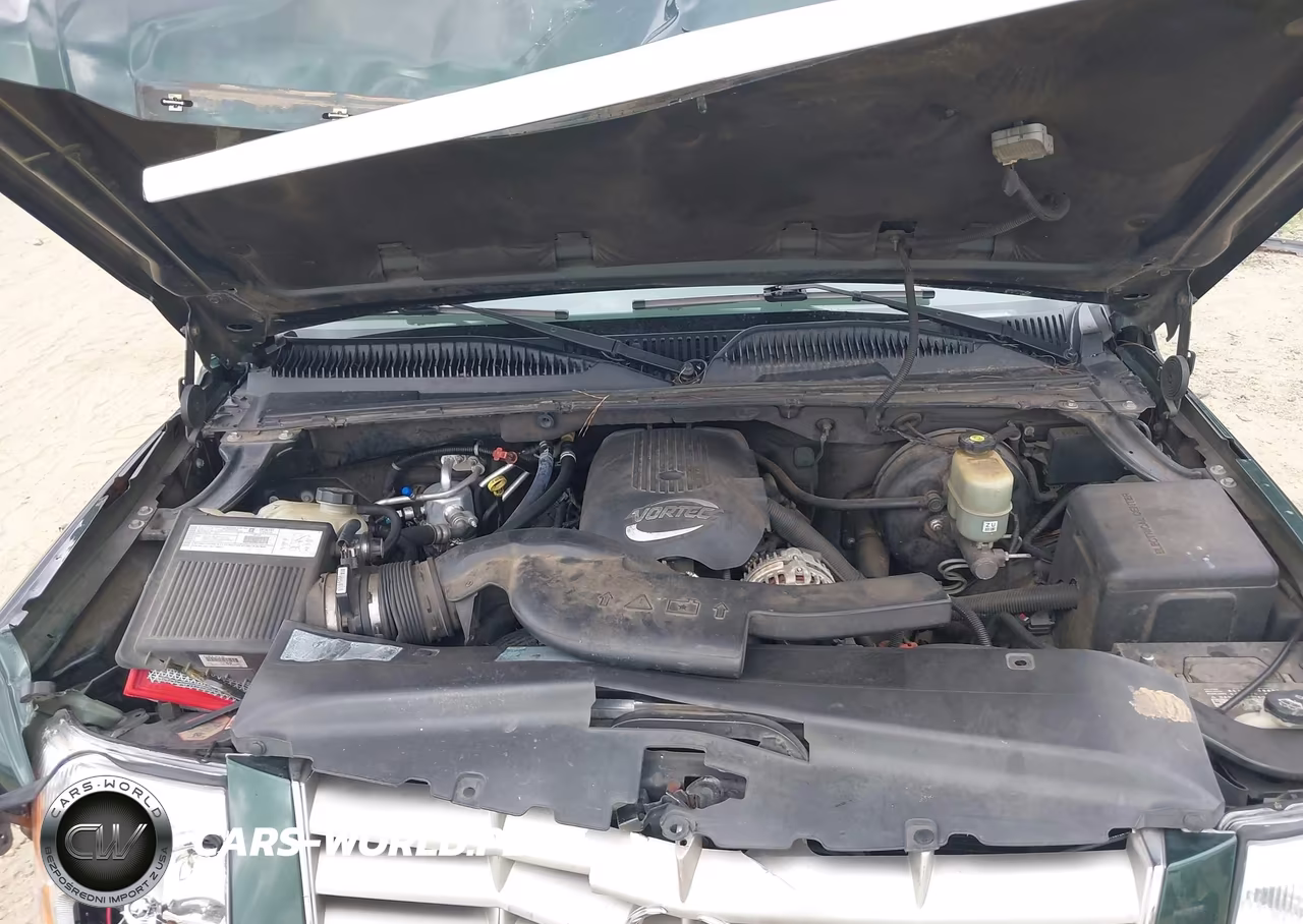 2002 Cadillac Escalade Standard VIN:1GYEC63T12R182709 - 10