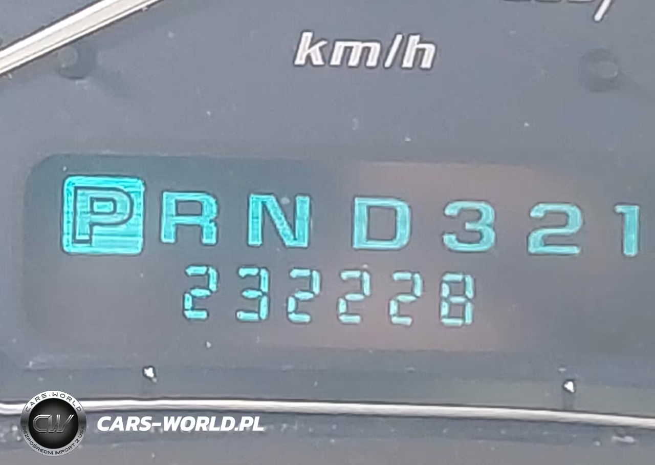 2002 Cadillac Escalade Standard VIN:1GYEC63T12R182709 - 15