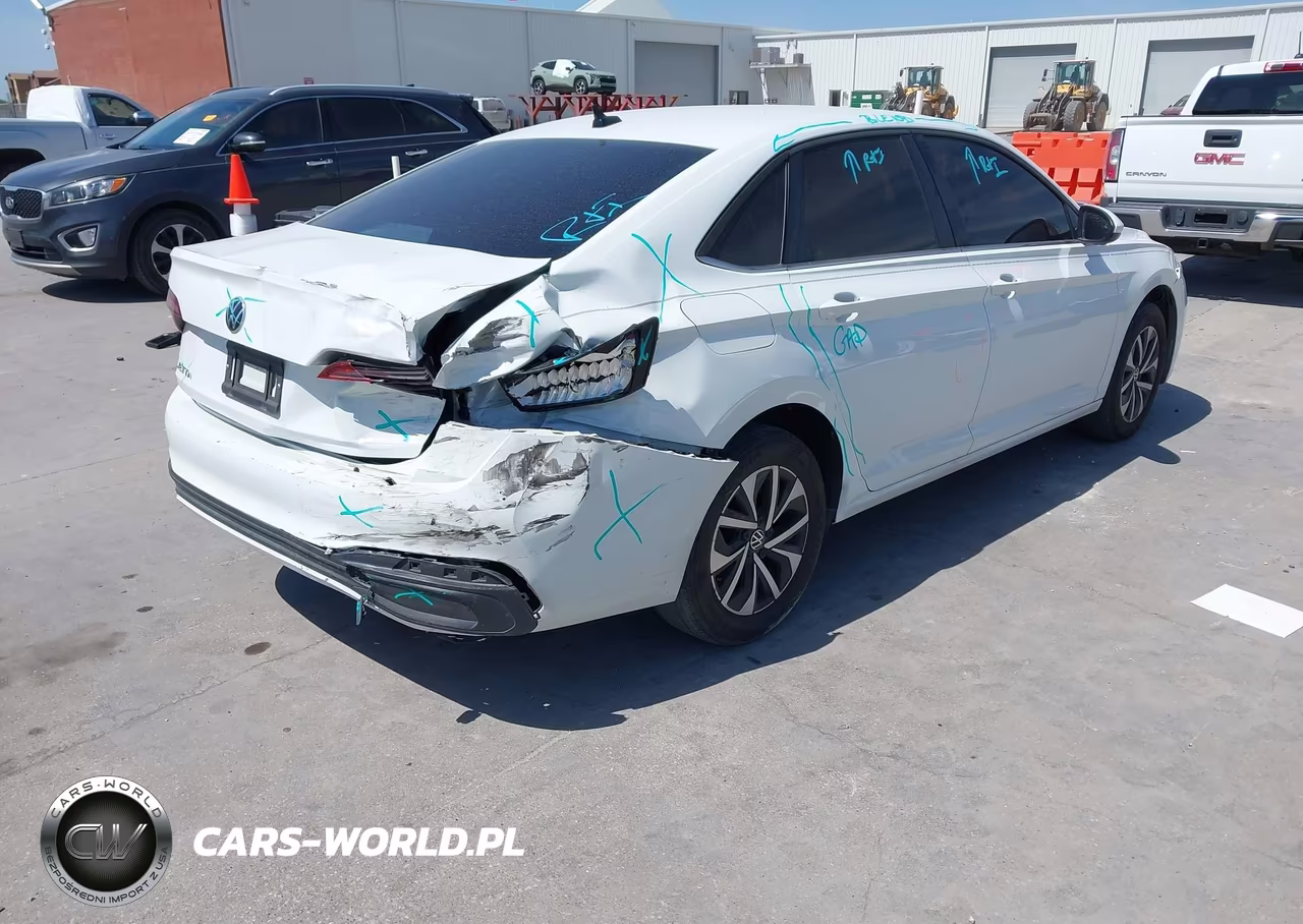 2024 Volkswagen Jetta 1.5T S VIN:3VW5M7BU7RM101790 - 4