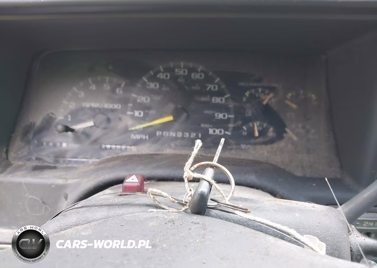 1999 Chevrolet Tahoe Ls VIN:1GNEK13R2XJ498956 - 11