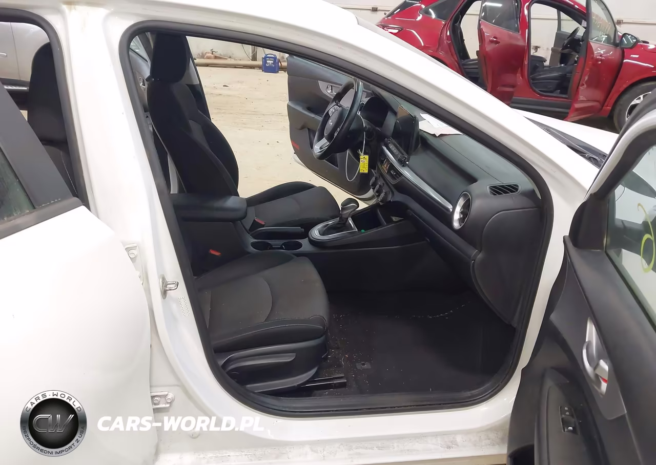 2022 Kia Forte Lxs VIN:3KPF24AD7NE431866 - 5