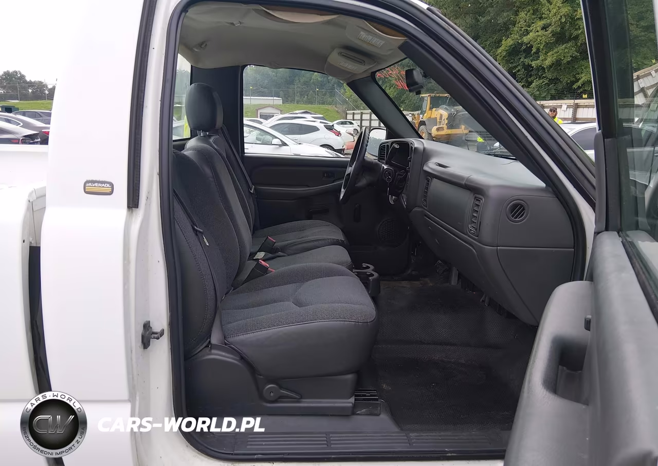 2004 Chevrolet Silverado 1500 Work Truck VIN:1GCEC14VX4E106733 - 5
