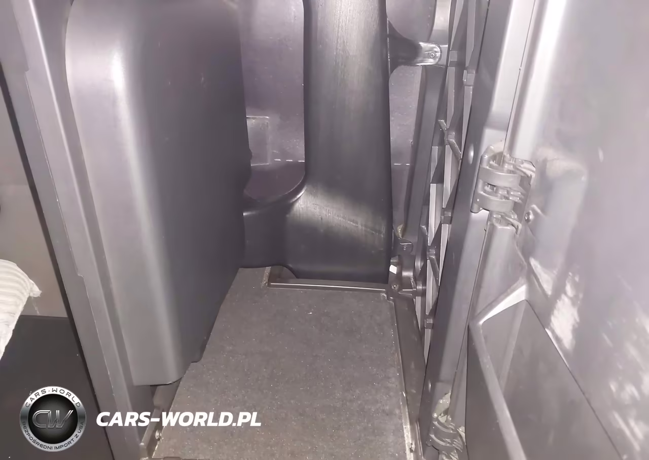 2019 Freightliner New Cascadia 126 VIN:3AKJHHDR7KSKB4577 - 16