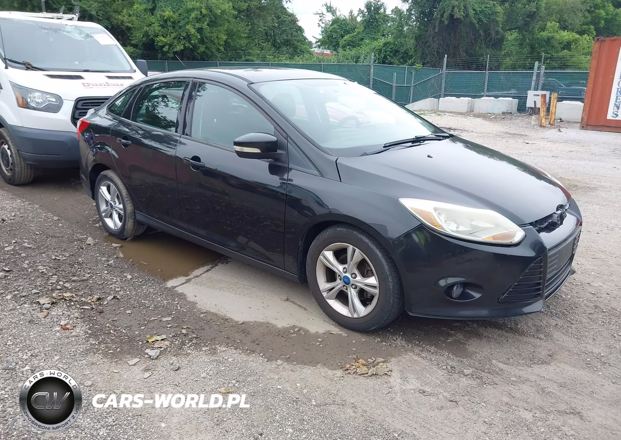 2013 Ford Focus Se VIN:1FADP3F26DL141625 - 1