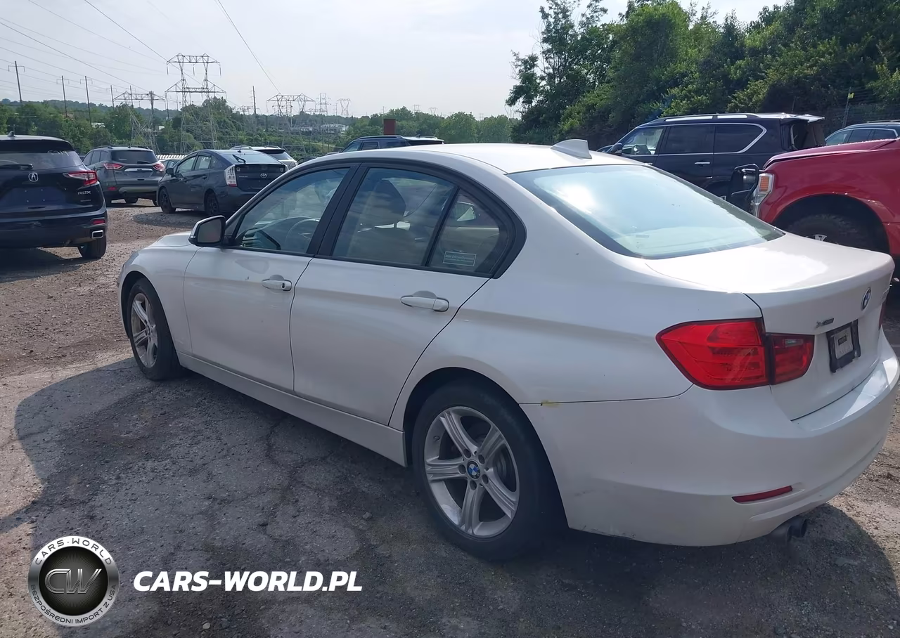 2013 BMW 328I xDrive VIN:WBA3B3C54DF530648 - 3