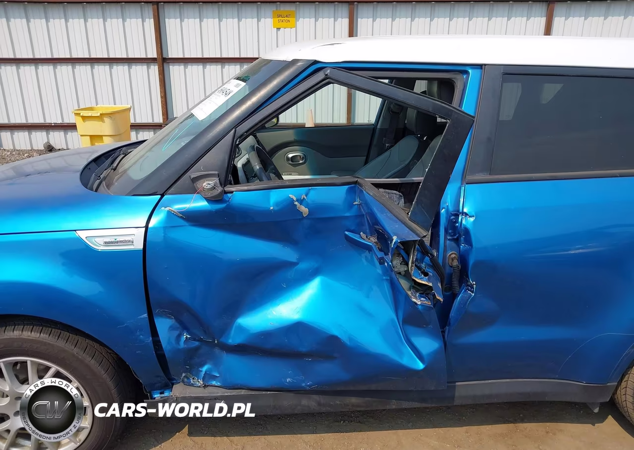 2015 Kia Soul Ev + VIN:KNDJX3AE7F7001223 - 6