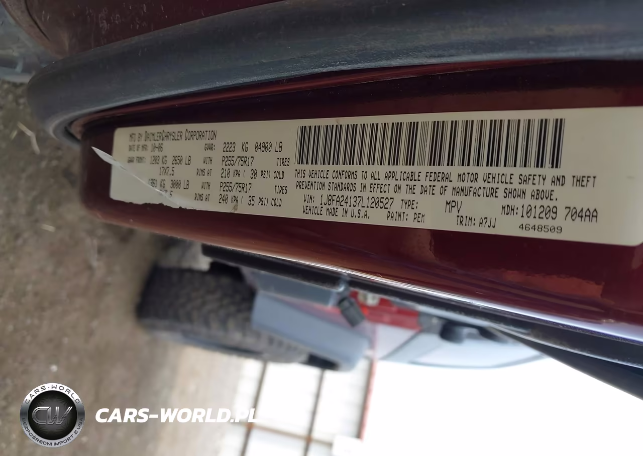 2007 Jeep Wrangler X VIN:1J8FA24137L120527 - 9