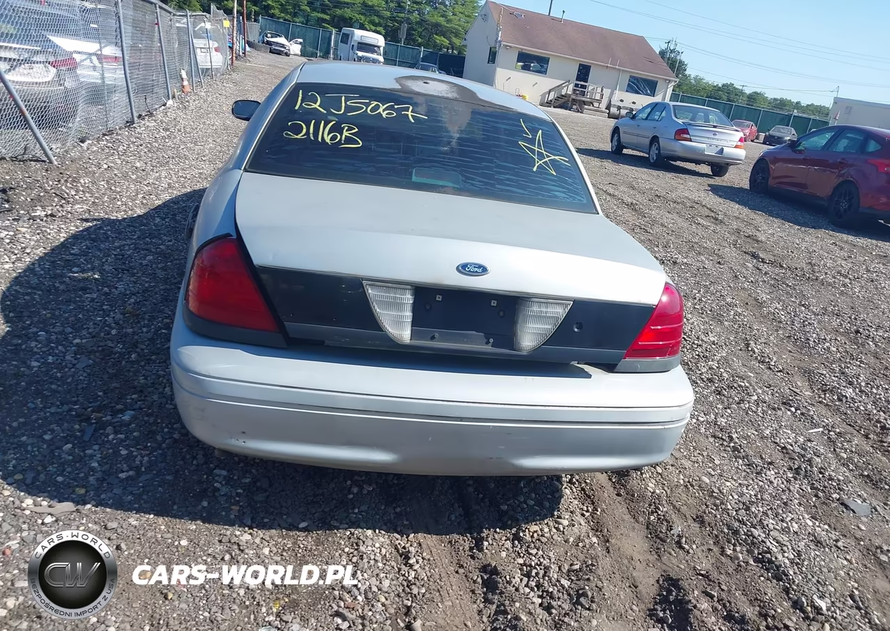2001 Ford Crown Victoria Police Interceptor VIN:2FAFP71W91X126769 - 15