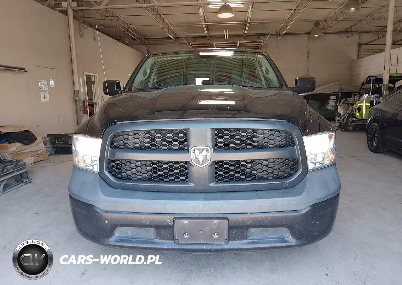 2019 Ram 1500 Classic Tradesman 4X2 5'7 Box VIN:1C6RR6KG6KS661136 - 18