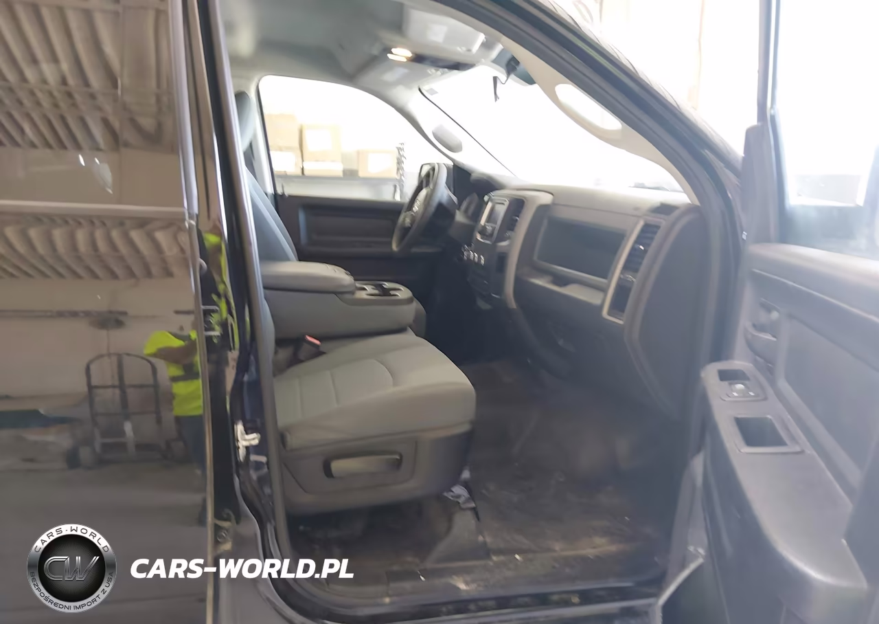2019 Ram 1500 Classic Tradesman 4X2 5'7 Box VIN:1C6RR6KG6KS661136 - 5