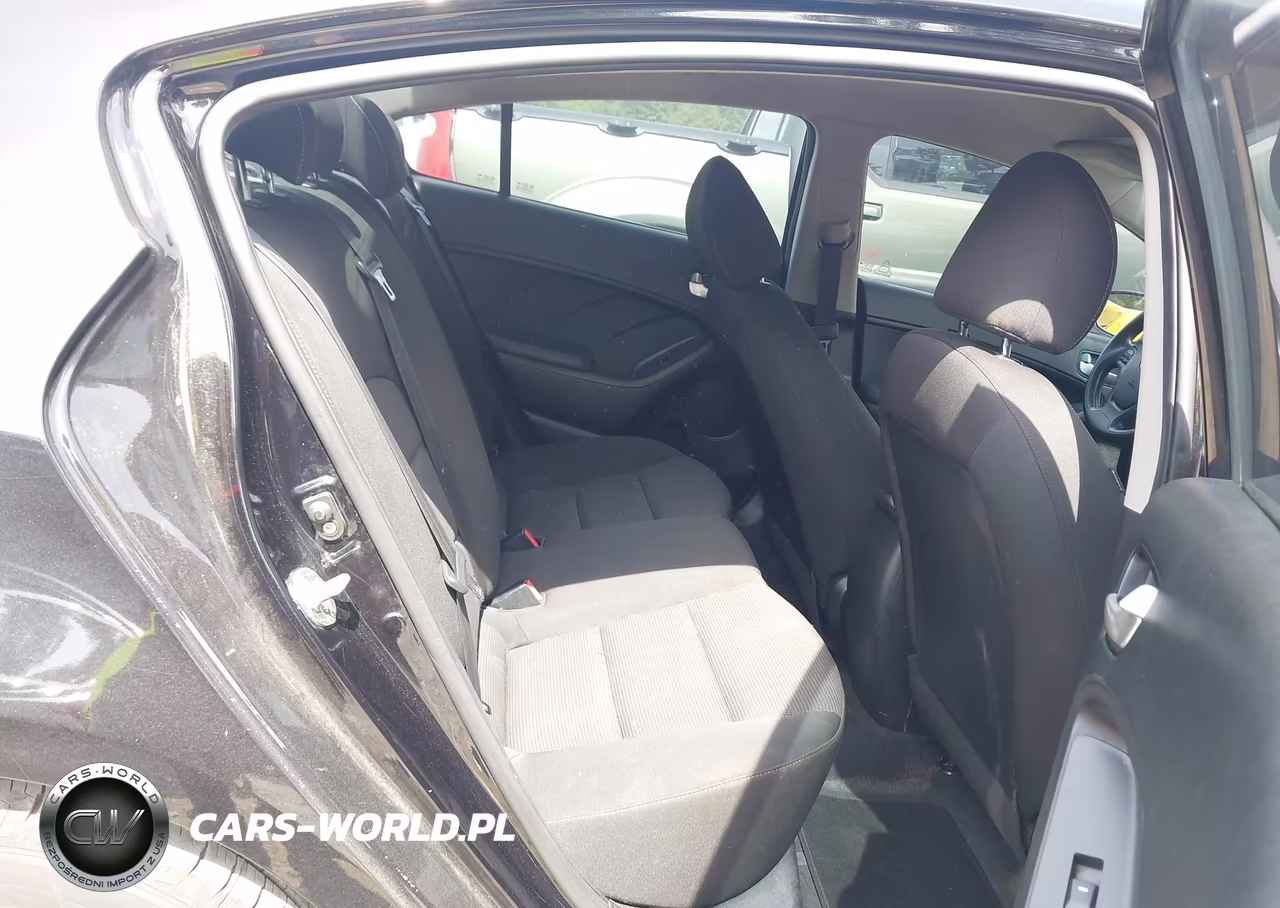 2018 Kia Forte Lx VIN:3KPFK4A72JE234513 - 8