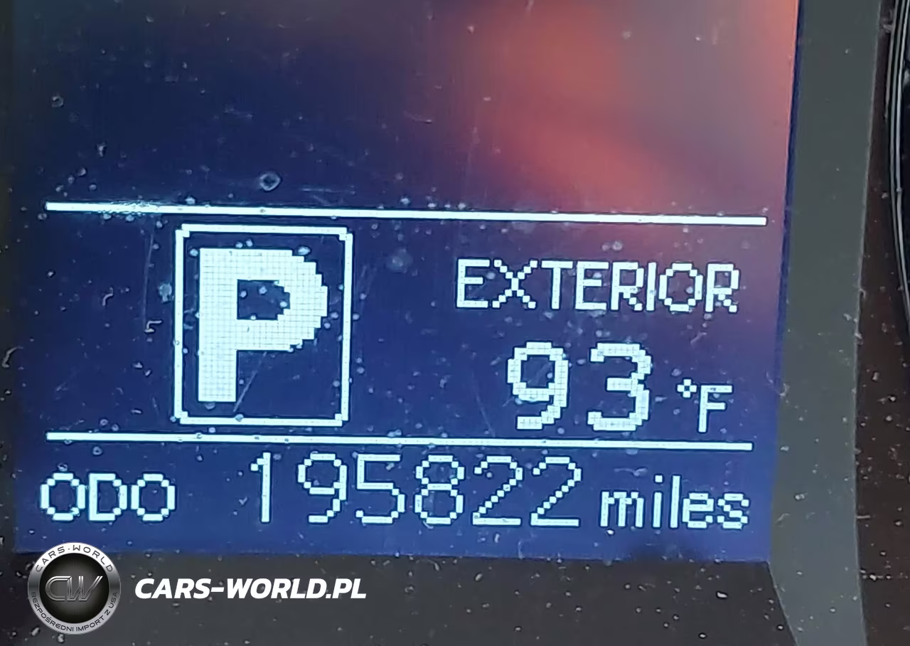 2017 Toyota Sienna Le 8 Passenger VIN:5TDKZ3DC7HS772377 - 15