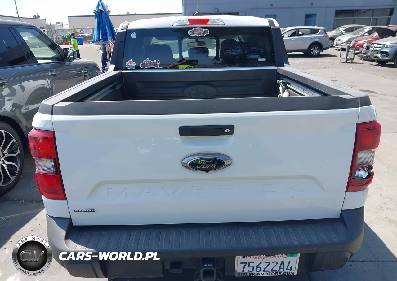 2024 Ford Maverick Lariat VIN:3FTTW8M37RRA88590 - 17