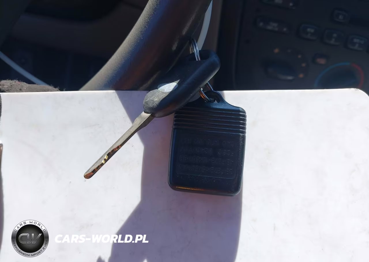 2000 Ford Taurus Ses VIN:1FAFP5522YG140346 - 11