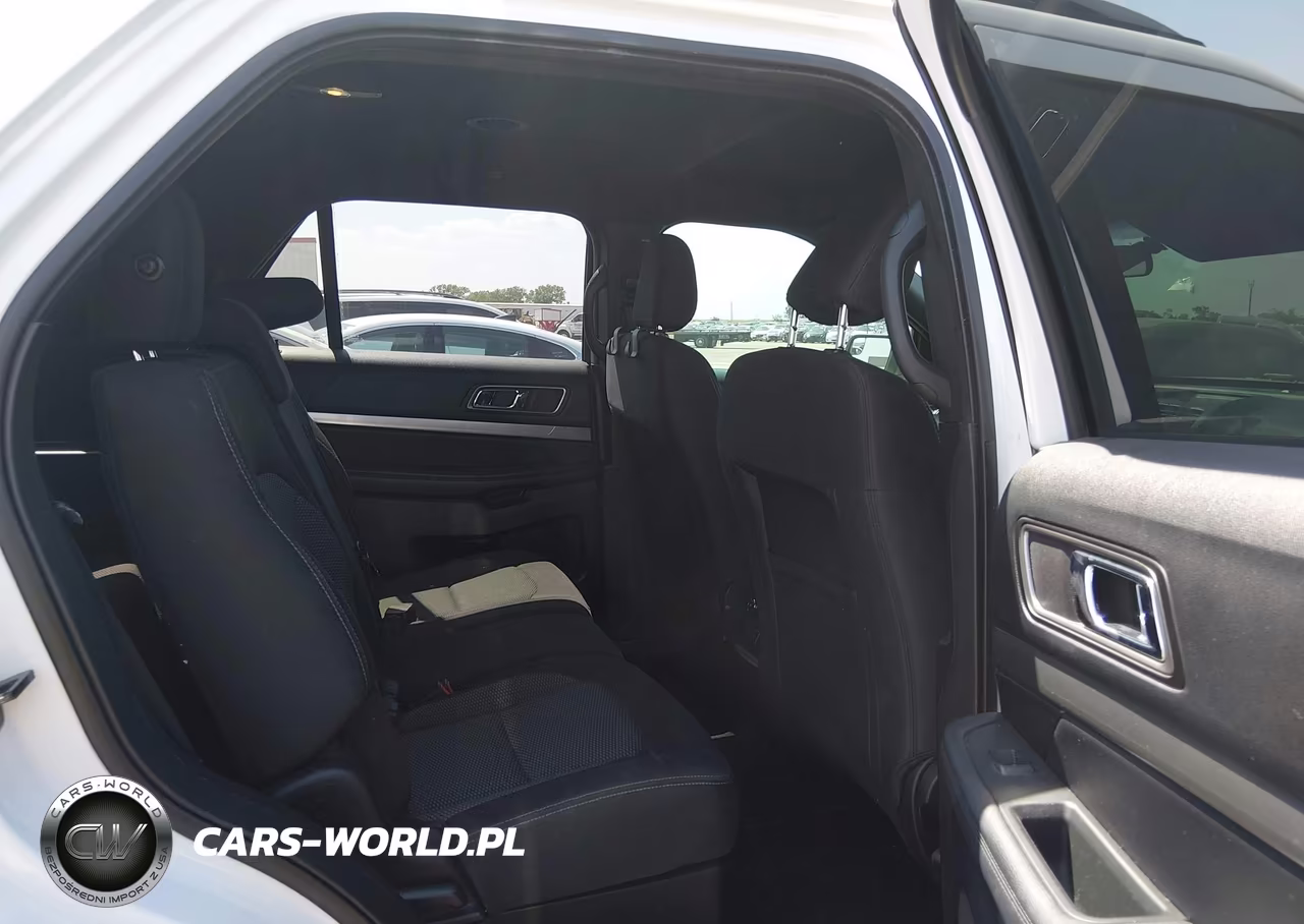 2019 Ford Explorer Xlt VIN:1FM5K7D82KGA08292 - 8